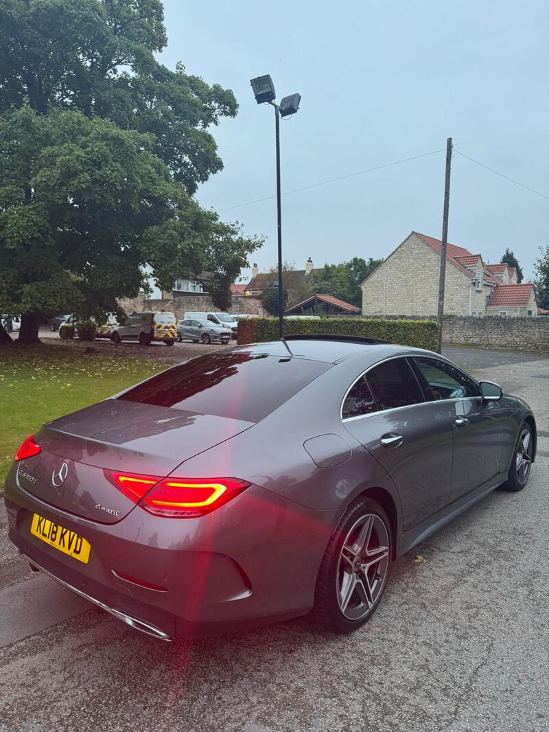MERCEDES-BENZ CLS