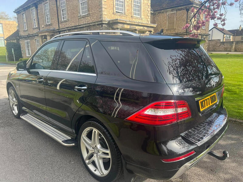 MERCEDES-BENZ M CLASS