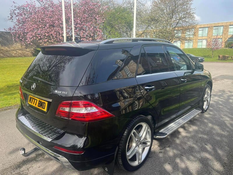 MERCEDES-BENZ M CLASS
