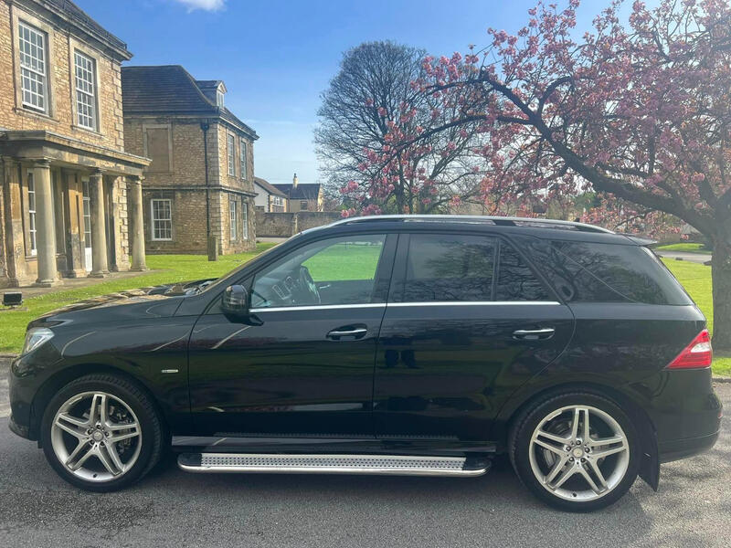 MERCEDES-BENZ M CLASS