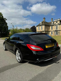 MERCEDES-BENZ CLS