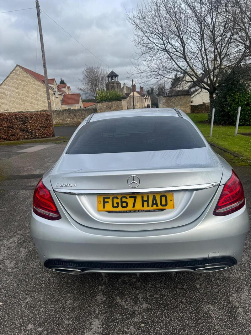 MERCEDES-BENZ C CLASS