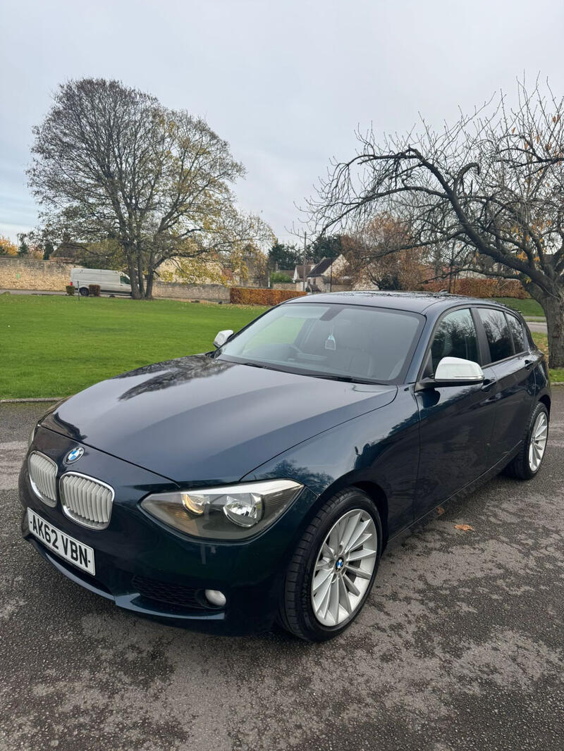 BMW 1 SERIES