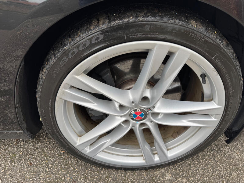 BMW 6 SERIES