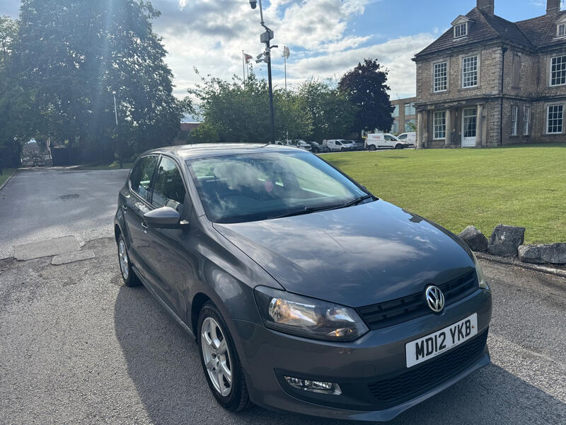 VOLKSWAGEN POLO